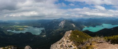 Almanya, Bavyera 'daki Herzogstand dağından Panorama