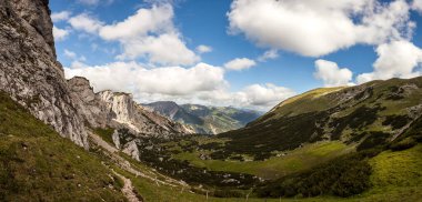 Yazın Rofanspitze Dağı, Rofan, Tyrol, Avusturya 'dan dağ manzarası