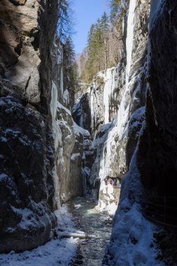 Garmisch-Partenkirchen, Bavyera, Almanya 'da Kışın Ortaklık