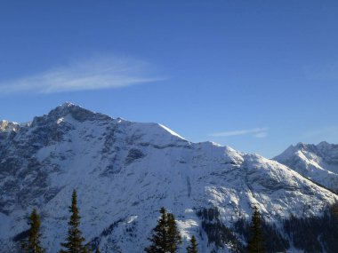 Pleisenspitze dağına kış yürüyüşü turu, Tyrol, Avusturya