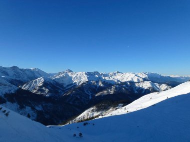 Pleisenspitze dağına kış yürüyüşü turu, Tyrol, Avusturya