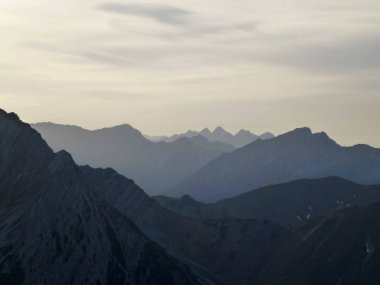 Pleisspitze dağına yürüyüş turu, Tyrol, Avusturya