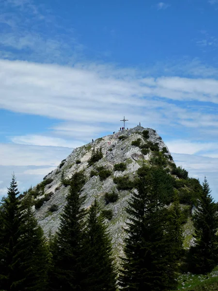オーストリアのチロルにあるサミットクロス ナウンスポット山 — ストック写真