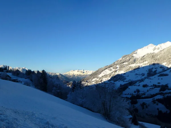 Excursión Invierno Montaña Hoher Frassen Raggal Austria — Foto de Stock