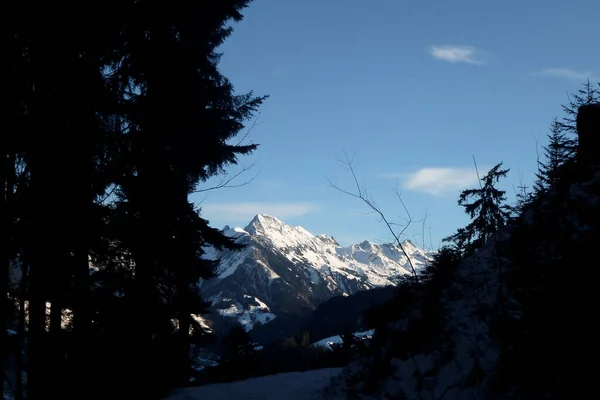Escursione Invernale Alla Montagna Hoher Frassen Raggal Austria — Foto Stock
