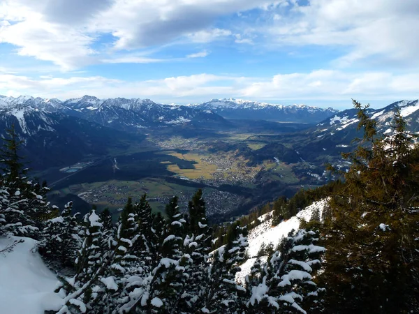 Wycieczka Zimowa Górę Hoher Frassen Raggal Austria — Zdjęcie stockowe