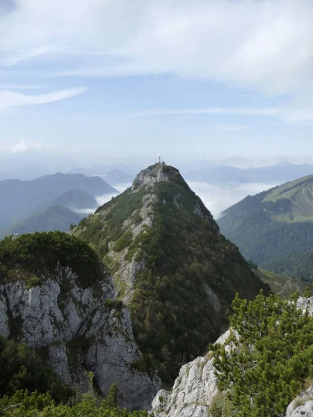 ハイキングツアーロスとブシュタイン山 テゲルンゼー バイエルン州 ドイツ — ストック写真