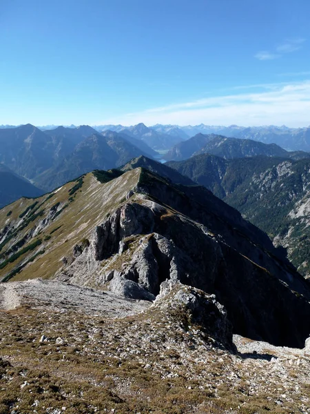 ドイツ バイエルン州のSchellschlicht山への登山ツアー — ストック写真