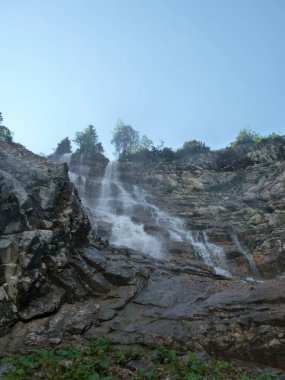 Soiernspitze dağında şelale, Bavyera, Almanya
