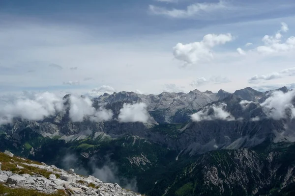 Soiernspitze dağına dağ yürüyüşü turu, Bavyera, Almanya