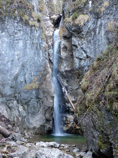 Водоспад Горі Ервальдер Сонненшпітце Австрії — стокове фото