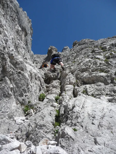 Escalador Montaña Ehrwalder Sonnenspitze Austria —  Fotos de Stock