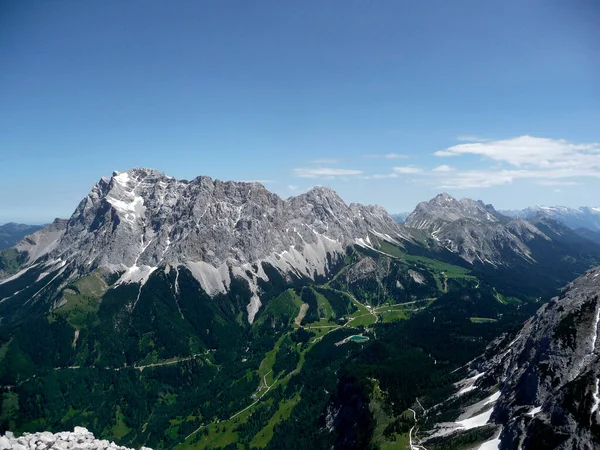 Montanha Panorama Zugspitze Montanha Ehrwalder Sonnenspitze Montanha Áustria — Fotografia de Stock