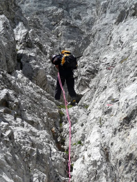 Climber Ehrwalder Sonnenspitze Mountain Austria — Stock Photo, Image