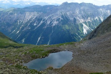 Stubai yüksek irtifa yürüyüş yolu, 8 tur Tyrol, Avusturya