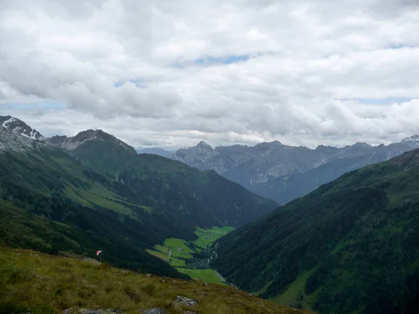 Tyrol Avusturya Stubai Yüksek Irtifa Yürüyüş Parkuru — Stok fotoğraf