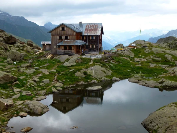 Bremer Hut Stubai High Altitude Hiking Trail Lap Tyrol Austria — Stock Photo, Image