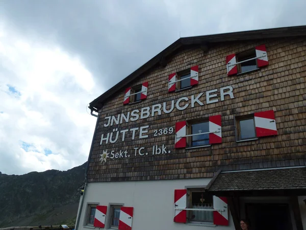 Rifugio Innsbruck Stubai Sentiero Escursionistico Alta Quota Giro Tirolo Austria — Foto Stock