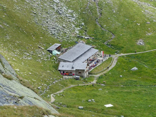 意大利南蒂罗尔Texelgruppe山地远足的Oberkaseralm — 图库照片