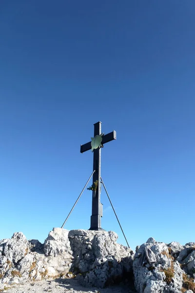 Cumbre Cruzada Montaña Hochstaufen Baviera Alemania —  Fotos de Stock