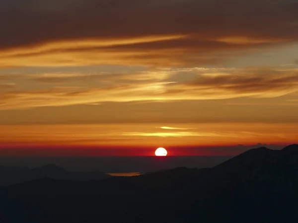 Pôr Sol Montanha Untersberg Berchtesgaden Com Lago Chiemsee Primeiro Plano — Fotografia de Stock