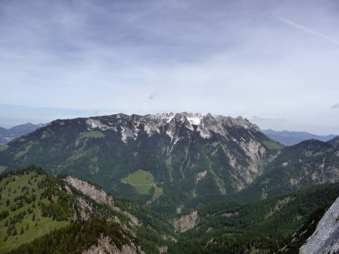 Ferrata üzerinden Widauersteig, Scheffauer Dağı, Tyrol, Avusturya