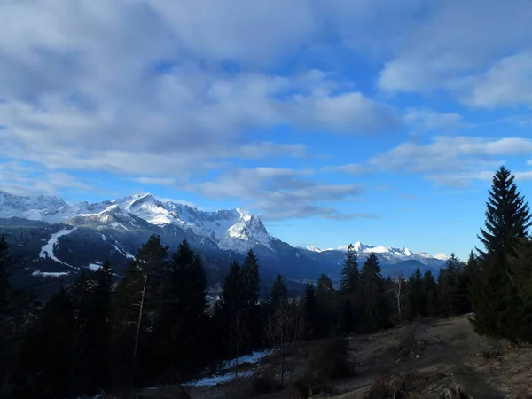 Гора Цугшпітце Гірський Масив Веттерштайн Баварія Німеччина — стокове фото