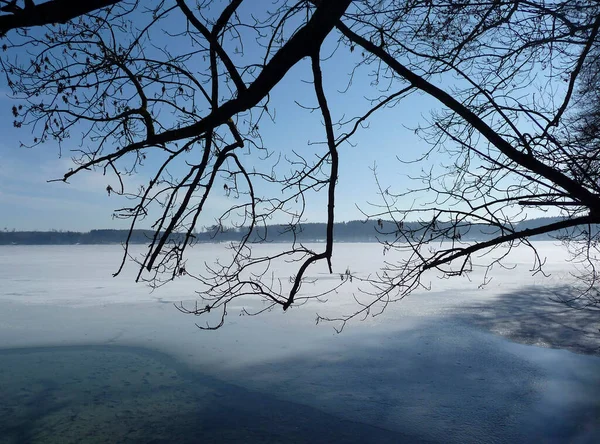 Winterimpressionen Pilsensee Bayern — Stockfoto