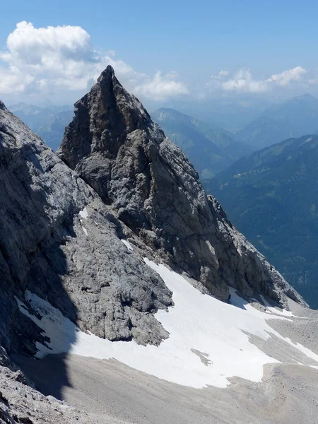 High Alpine Hiking Tour Zugspitze Mountain Bavaria Germany Summer — стокове фото