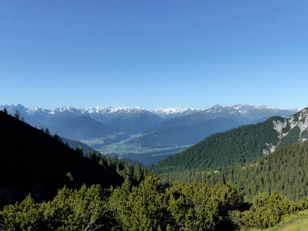 Freiungen Trilha Longa Distância Caminhadas Montanha Tirol Áustria Imagem De Stock