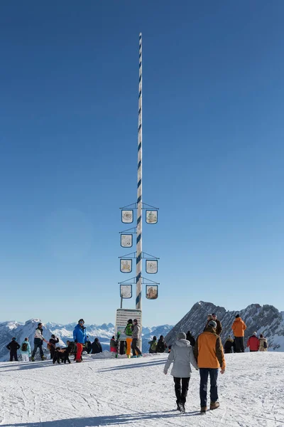 Majpole Szczycie Góry Zugspitze Bawaria Niemcy — Zdjęcie stockowe