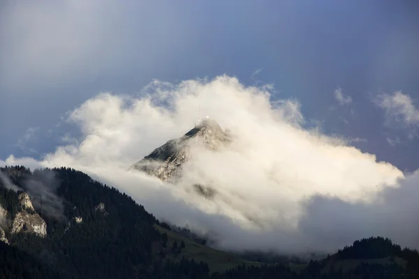 Bavarian mountain Wendelstein with fog in autumn — Stock Photo, Image