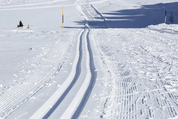 Cross-country skiing trail — Stock Photo, Image