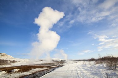 İzlanda'daki Strokkur Geysir erruption