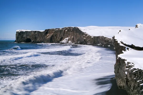 Mountain chain Dyrhólaey in south Iceland — Stock Fotó