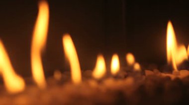 Yangın alevler içinde bir baca closeup