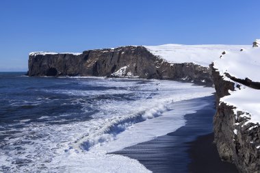 İzlanda'nın güneyindeki yarımadanın Dyrholaey