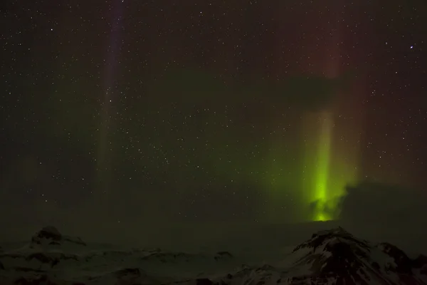 Verschiedene Farben der Nordlichter in Island — Stockfoto