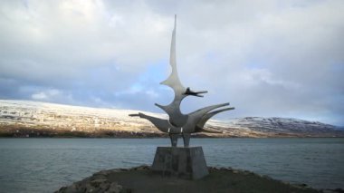 Akureyri, İzlanda harbour adlı heykel