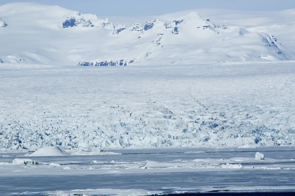 Lagoa do glaciar Jokulsarlon em Vatnajokull — Fotografia de Stock