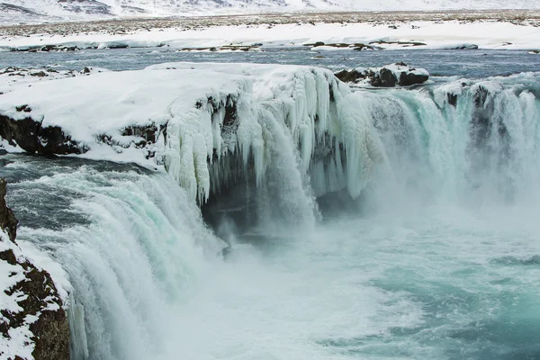 Closeup zmrazené vodopád Godafoss, Island — Stock fotografie