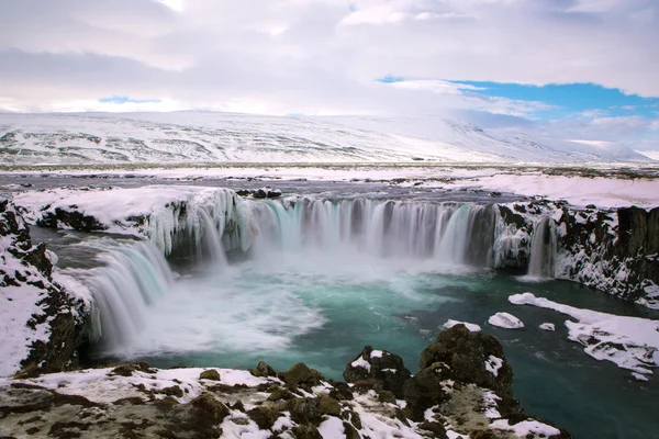 在冬季，冰岛的瀑布 Godafoss — 图库照片