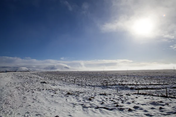 Snowy góry krajobraz, Islandia — Zdjęcie stockowe