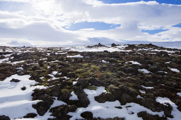 Širokého záběru zimní horské krajiny, Island — Stock fotografie