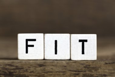 Kelime yazılı küpleri uygun