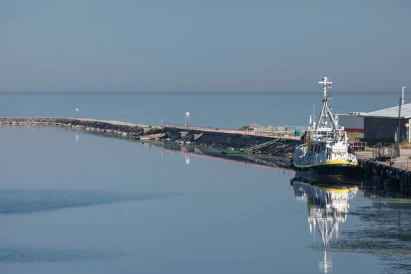 Paisaje Marino Matutino Con Muelle Lanzamiento Blanco — Foto de Stock