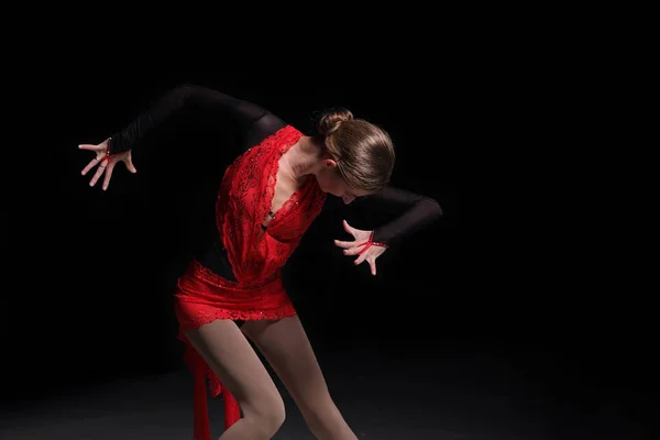 Young Woman Figure Skater Dark Background — Stock Photo, Image