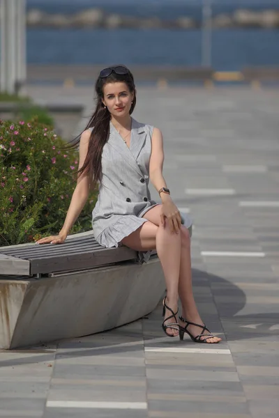 Young Beautiful Girl Dress Posing Outdoors — Stock Photo, Image