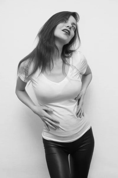 Giovane Bella Ragazza Una Shirt Bianca — Foto Stock