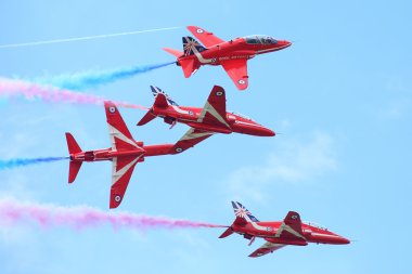 raf hava gösterisinde tallinn, Estonya - 23 Temmuz. Kraliyet Hava Kuvvetleri Kırmızı oklar raf air show tallin olay, 23 Temmuz 2013